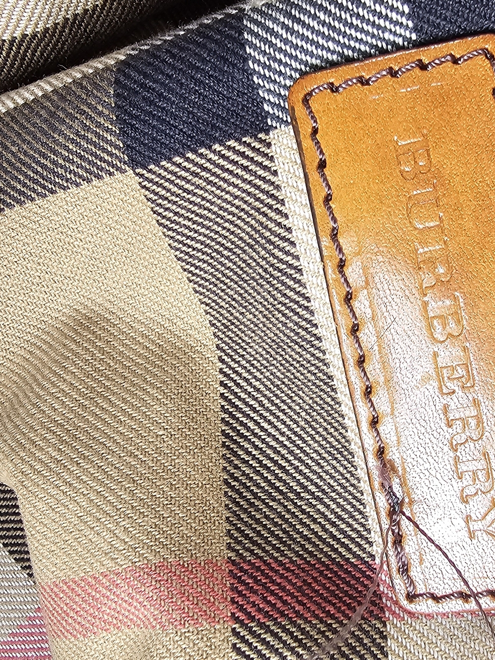 Burberry Shoulder Bag - Picture 8 of 9
